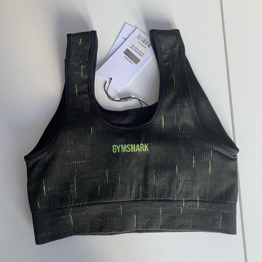 BRAND NEW - GymShark sports bra